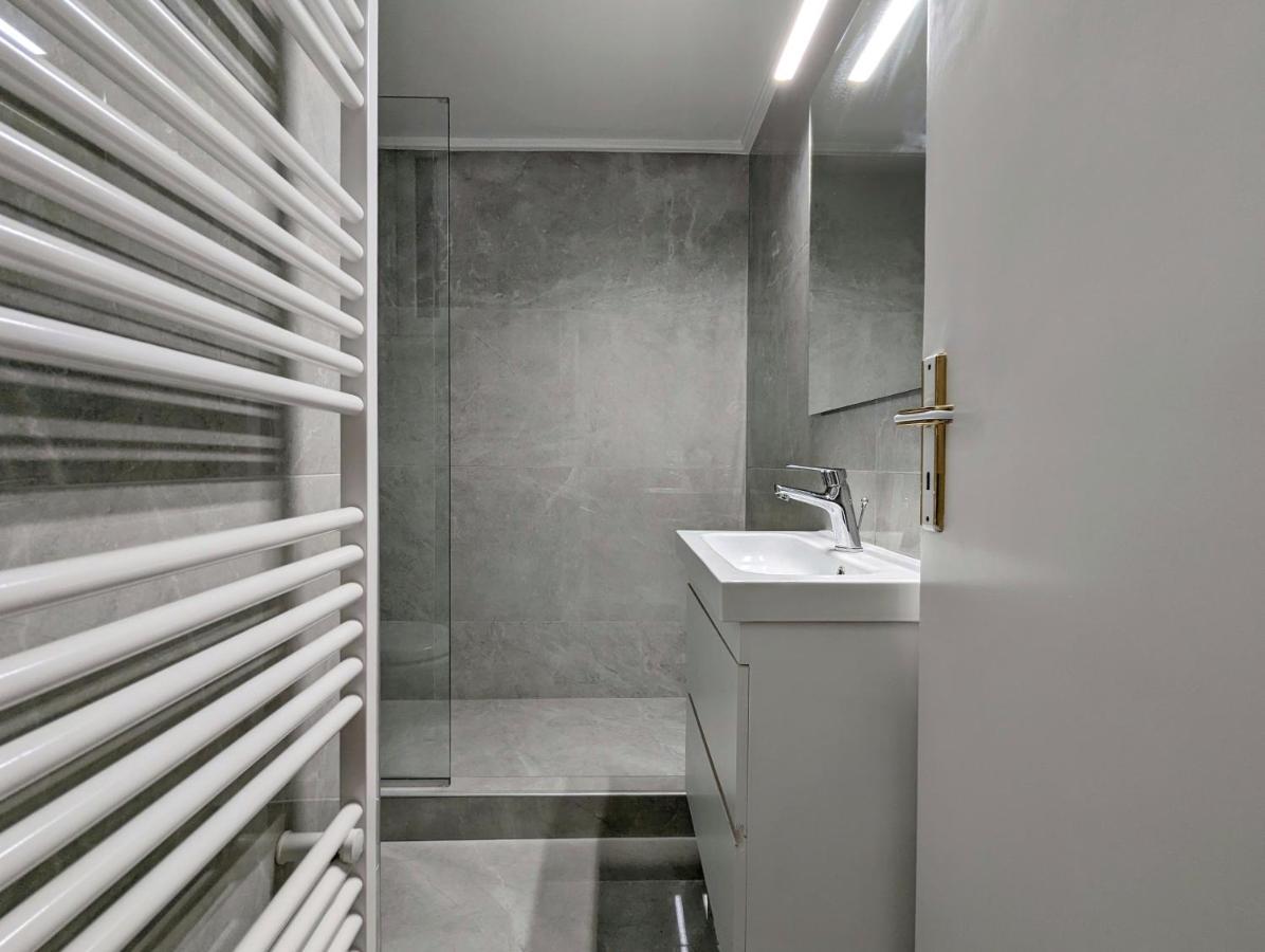 Victroria Grand Palace Apartment Athens Exterior photo