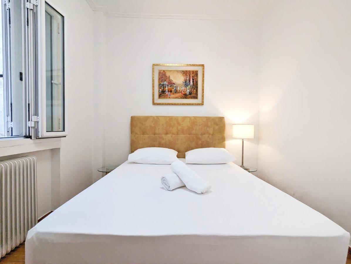 Victroria Grand Palace Apartment Athens Exterior photo